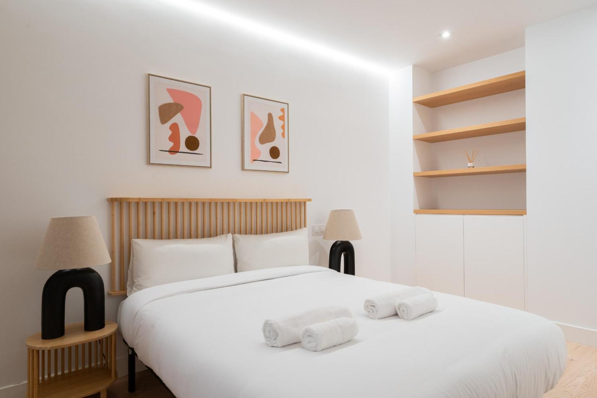 Ferienwohnung Apartamento Reformado De Lujo En Gran Via Madrid Exterior foto