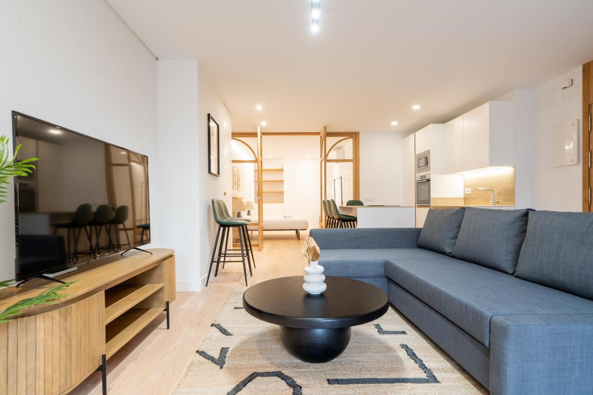 Ferienwohnung Apartamento Reformado De Lujo En Gran Via Madrid Exterior foto